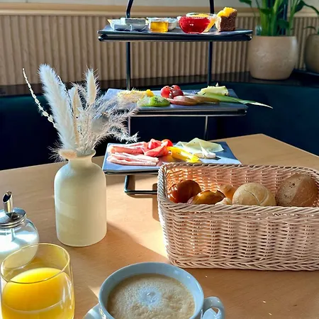 Altes Rathaus Am Elz Garten Hotel Rust