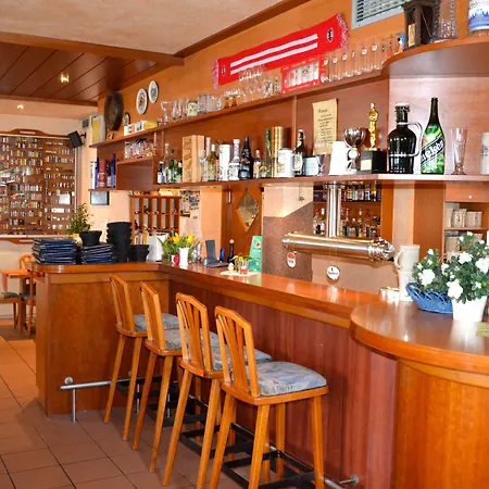 Hotel Altes Rathaus Am Elz Garten Rust