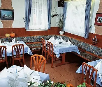 Hotel Altes Rathaus Am Elz Garten Rust