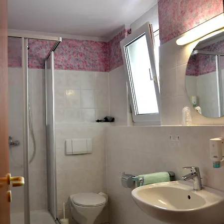 Altes Rathaus Am Elz Garten Hotel 3*